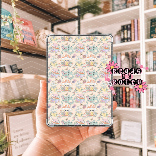 Kindle Insert - Cottagecore Book Lover (Cream)