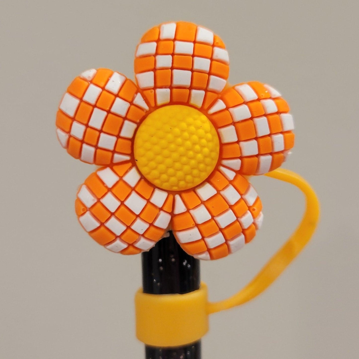 Straw Toppers - Checkered Orange Flower