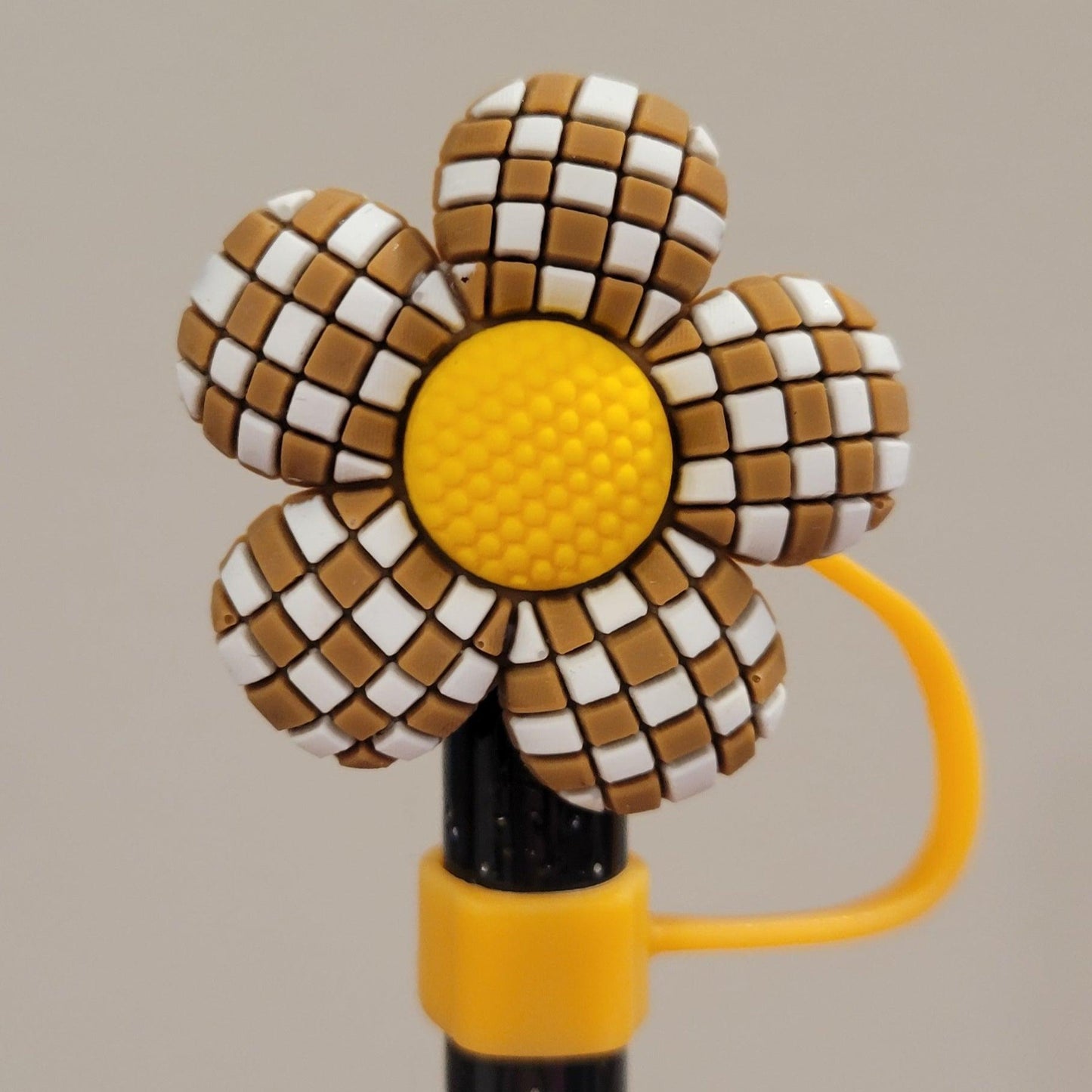 Straw Toppers - Checkered Brown Flower